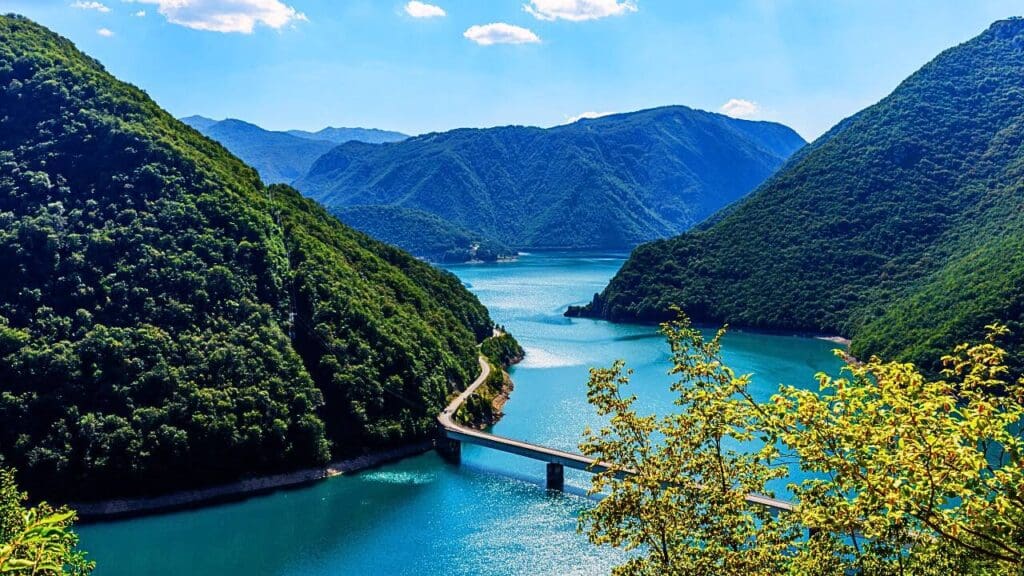 Montenegro's Tara River Rafting Adventure